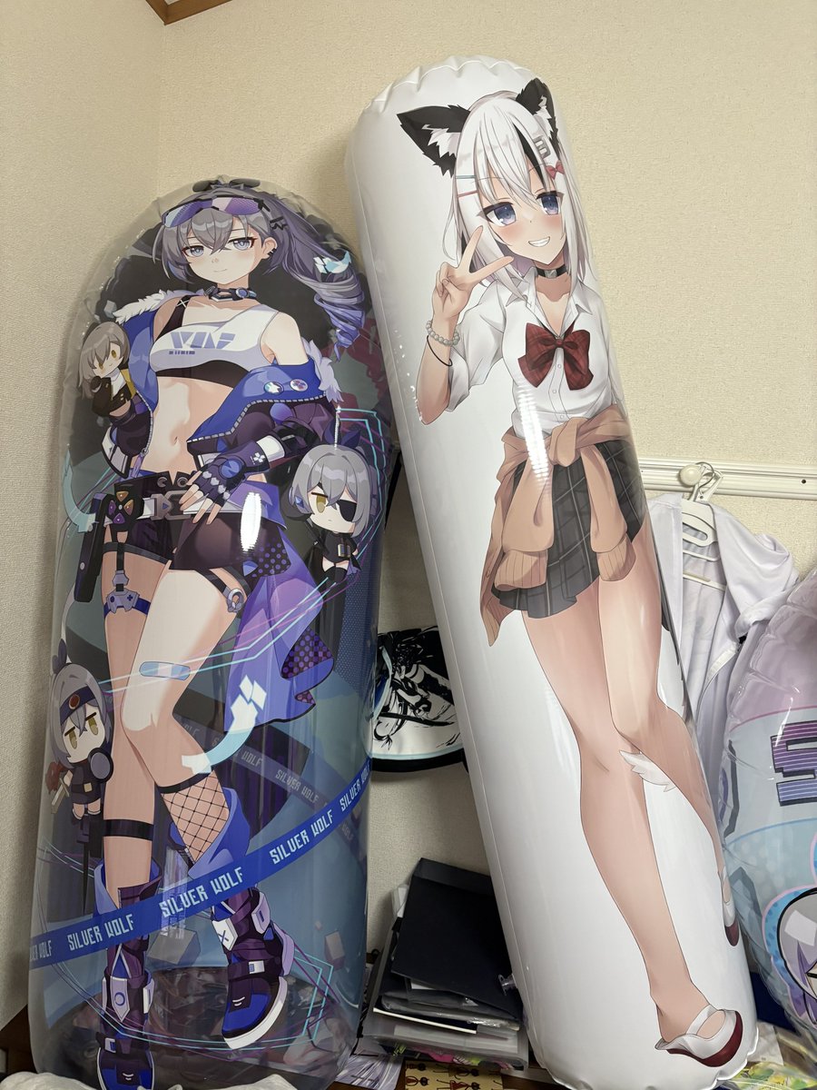 コルト tweet media