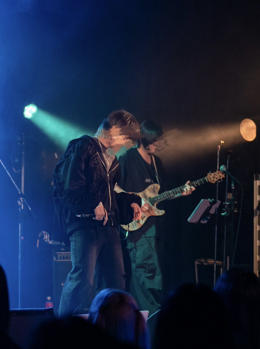 いろです tweet media