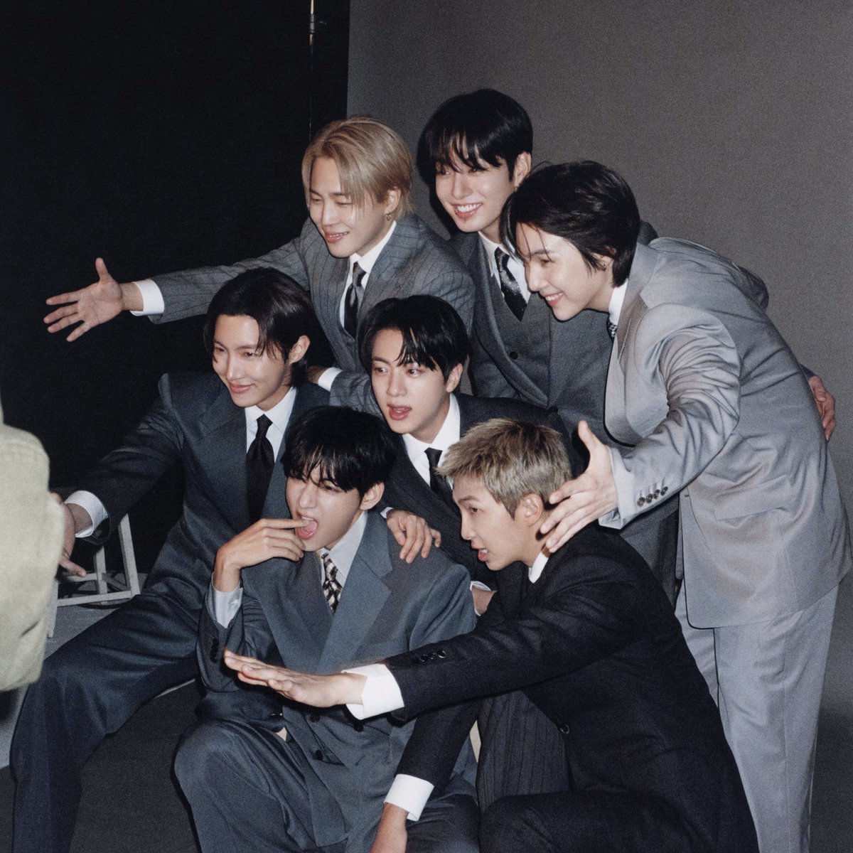 BTS Charts & Awards tweet media