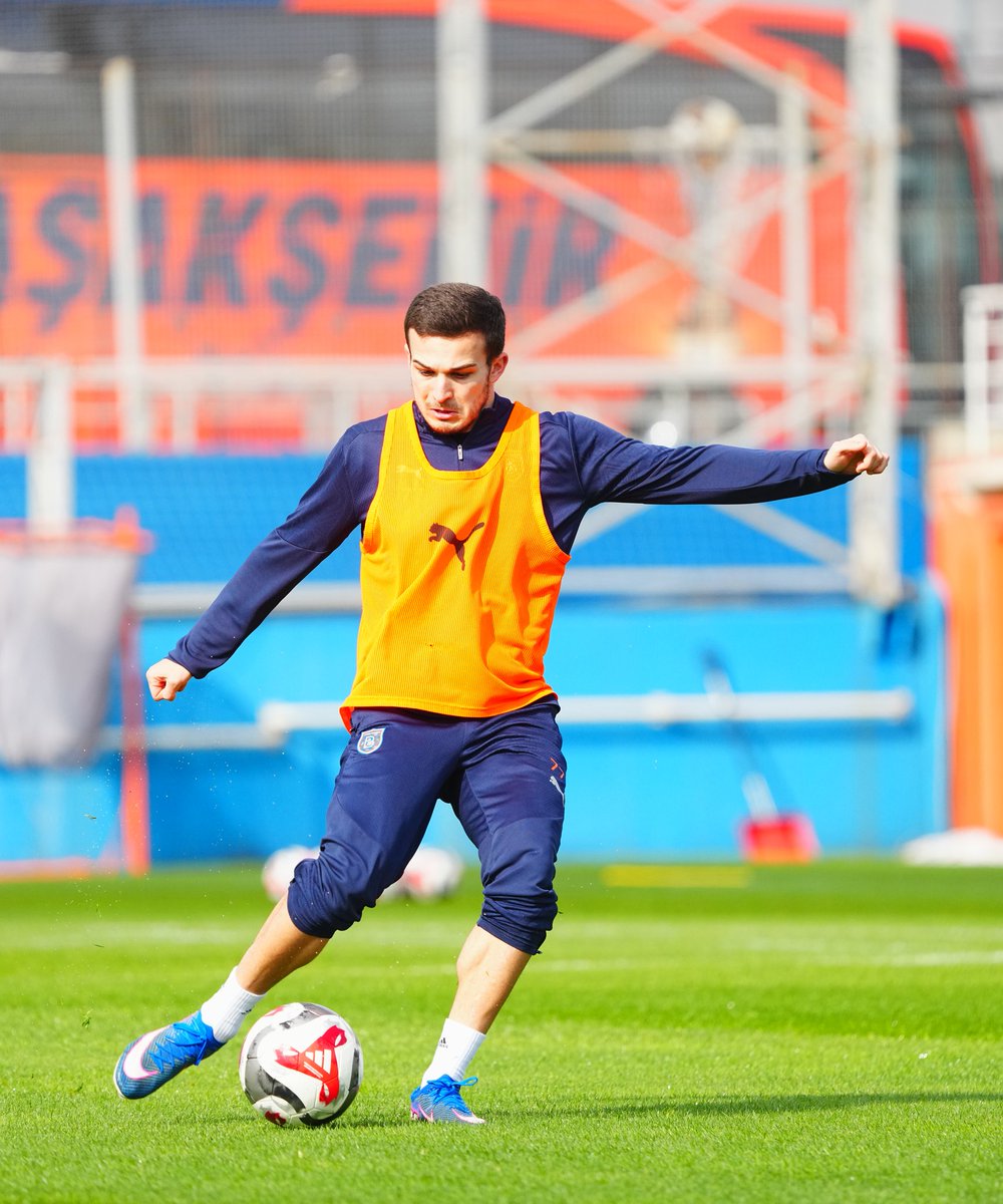 RAMS Başakşehir tweet media