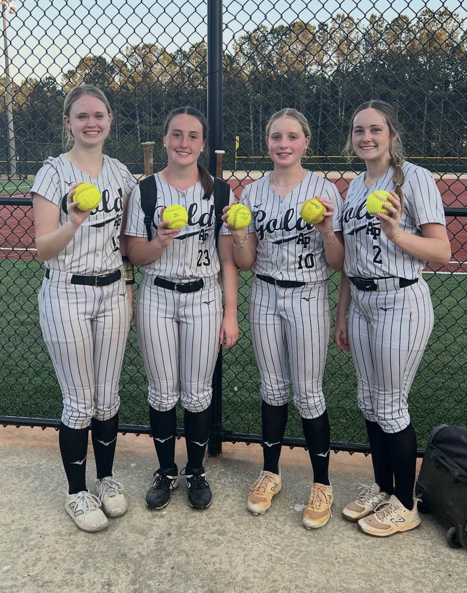 APGoldBelfanti's tweet photo. USA 18u Final Four Runner Up. We went 7-2 for the weekend. As you can see in the trophy ceremony picture, these girls are not happy with 2nd place. They should be proud: 42 innings, our pitchers had 40 Ks vs 11BB. They avg a low 0.9 hits per inning. Our offense: 416 BA,60R 5 hrs. https://t.co/4w3ORQkTO1
