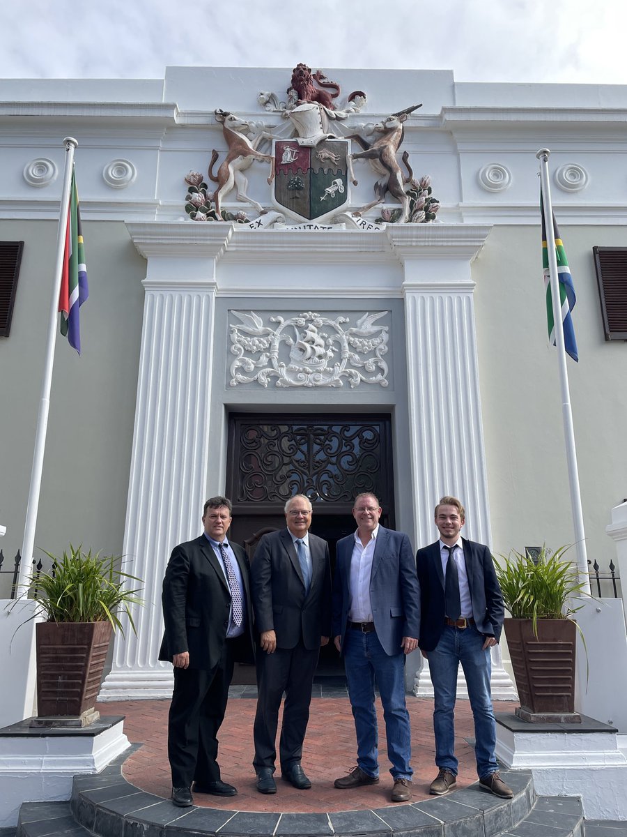 VRYHEIDSFRONT PLUS tweet media