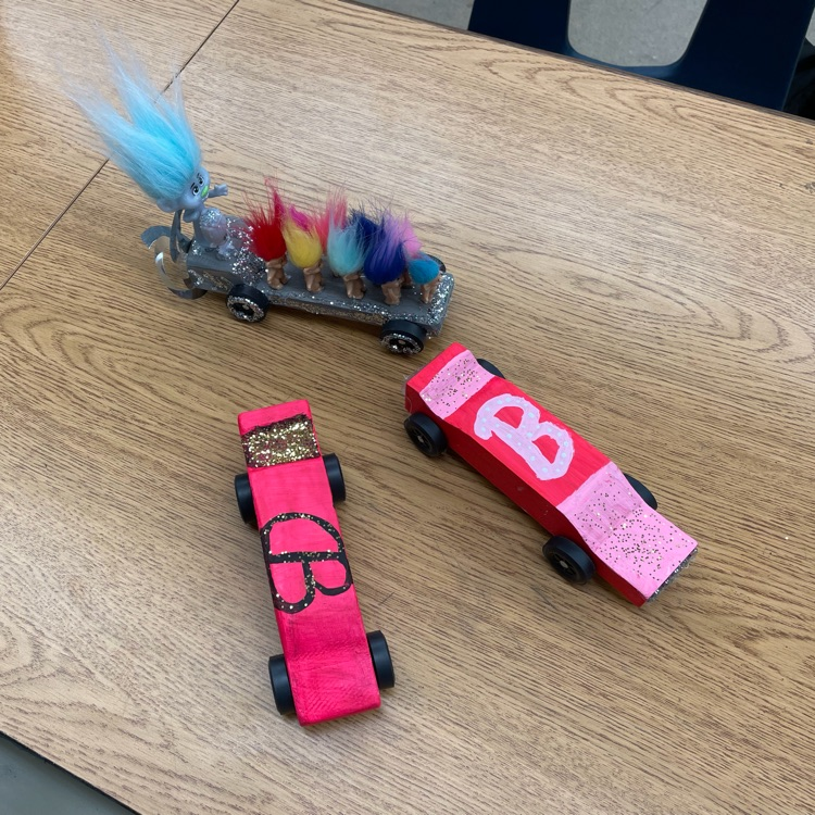 HumbleISD_CMS's tweet image. Intro to Engineering hit the track with Pinewood Derby cars! 🏎️💨 Students designed, built, and raced their creations, putting engineering skills to the test in a high-speed showdown. Ready, set, go Colts! #TheColtWay