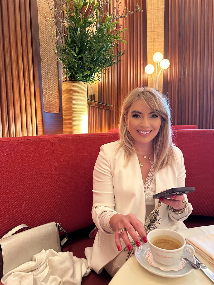 Silvia Uscov tweet media