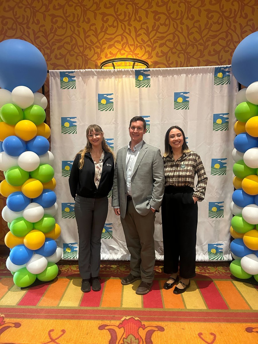 acres_company's tweet photo. Thank you @FarmersNational for having us out to share our latest insights on land acquisition strategy! Our team spoke about using Acres Intelligence to identify off-market and infill opportunities before they hit the market. 

#LandDev #PropTech #FarmersNational https://t.co/KS1LVVWITW