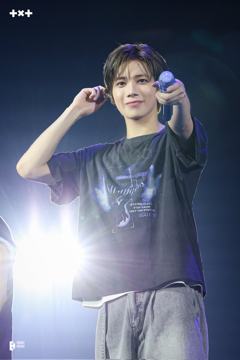 mol ᯓ𖣂 tweet media