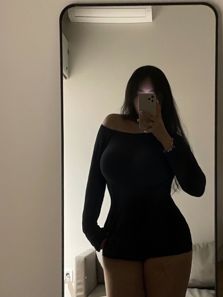 Người Xấu Xinh Đẹp tweet media