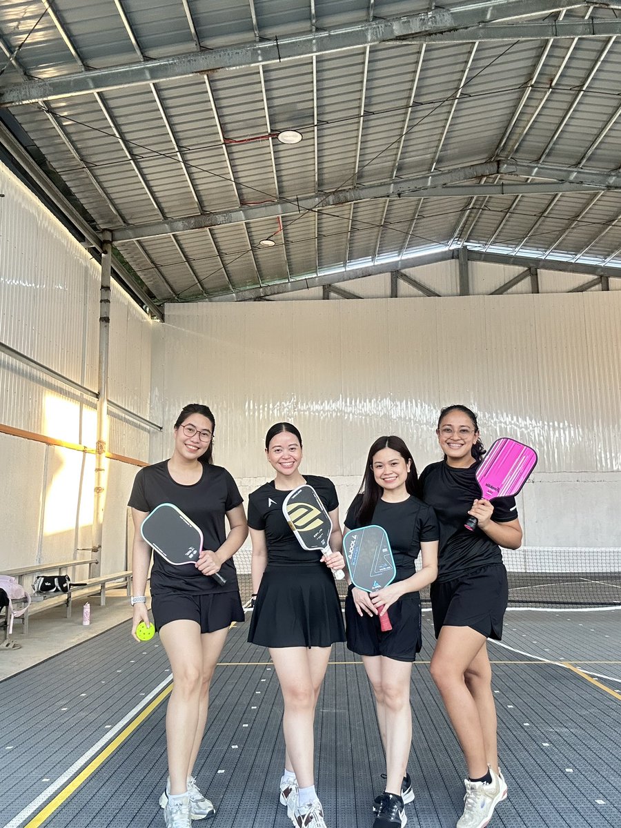 jill_wee's tweet photo. My shoulder joint was just screaming, but all’s well! The endorphin high was definitely REAL 🤍🥹 https://t.co/MWxd8PbaeX