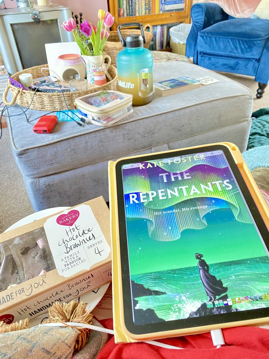 The Lotus Readers tweet media