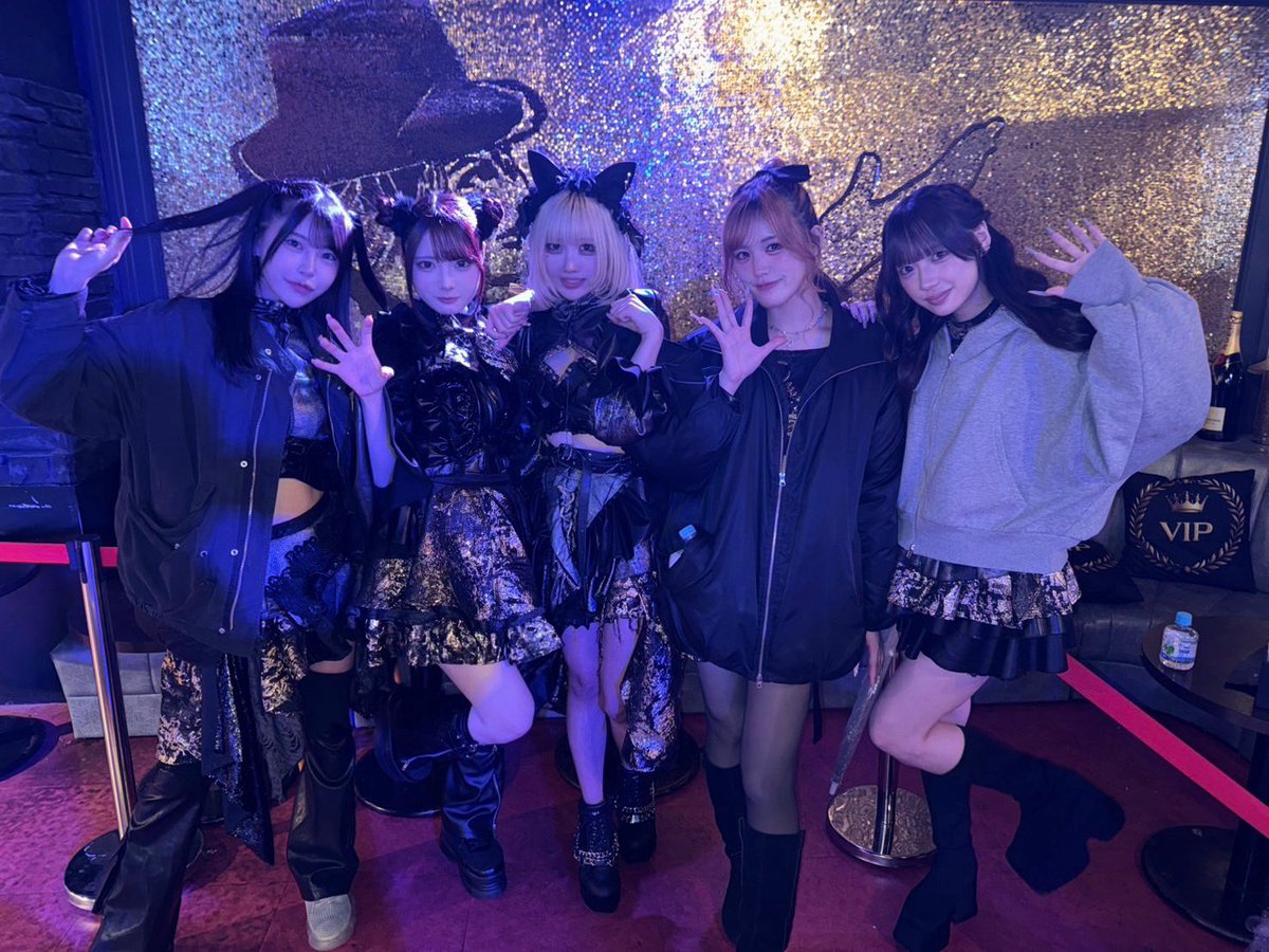 Question.VI-クエスチョン ブイアイ- tweet media