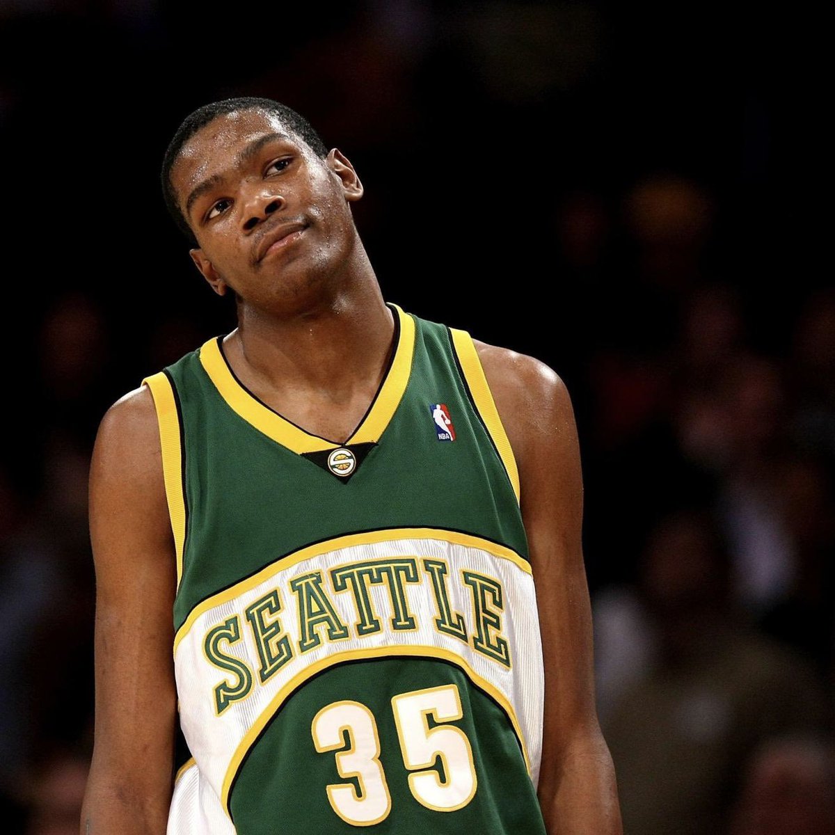 NBA Retweet tweet media