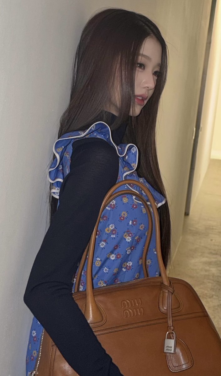 ୧ izzi ˚. tweet media