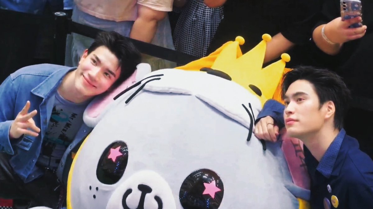 𝒜𝒹ℯ𝓁 🪐🤍 tweet media