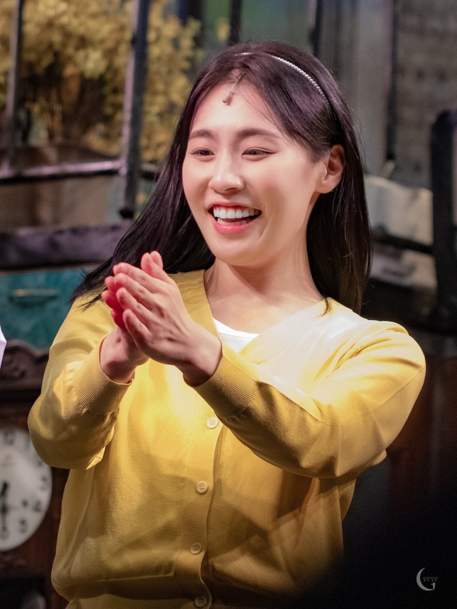 일랑일랑 tweet media