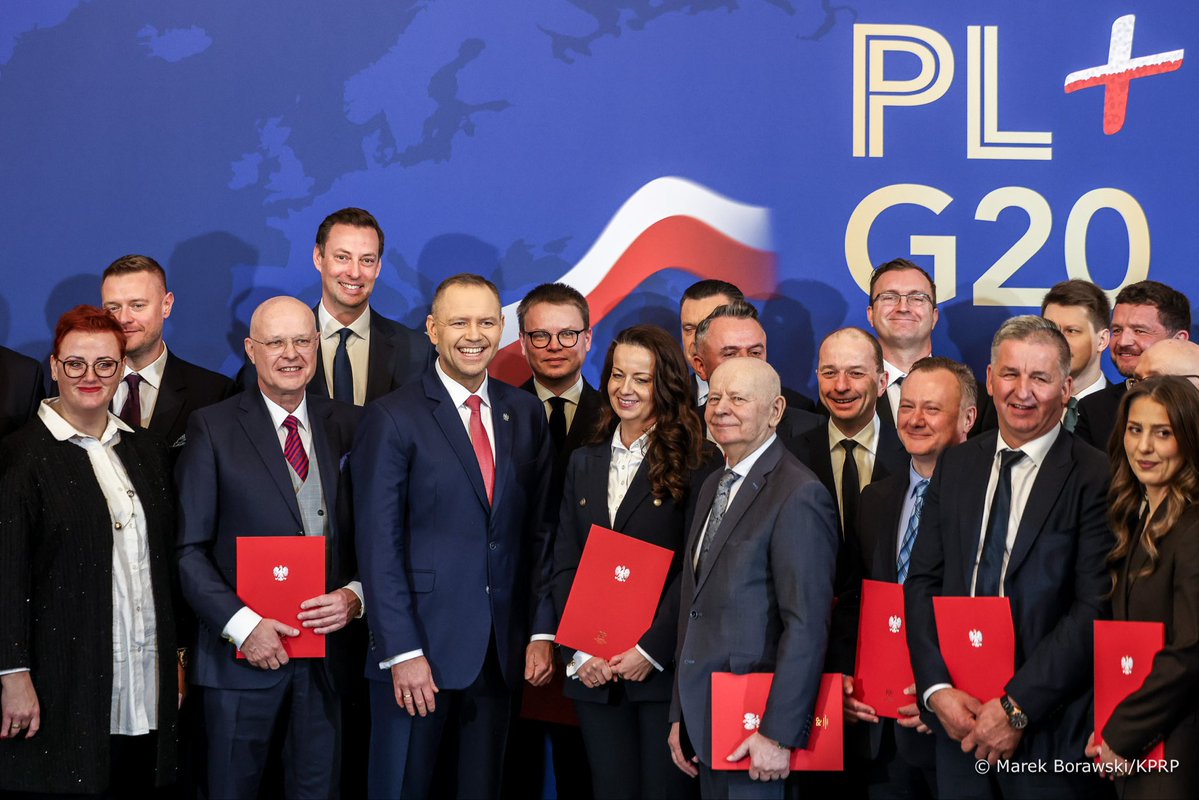 Karol Nawrocki tweet media