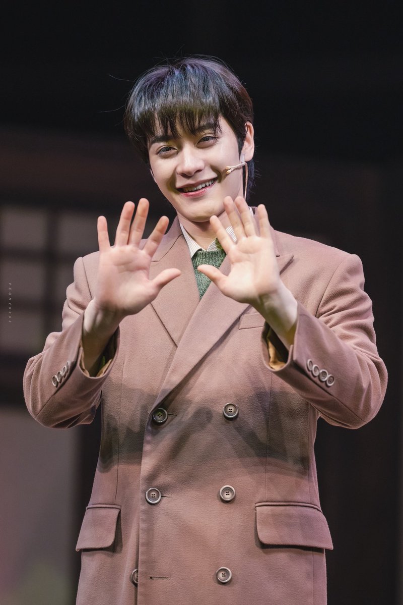 peony 📷 tweet media