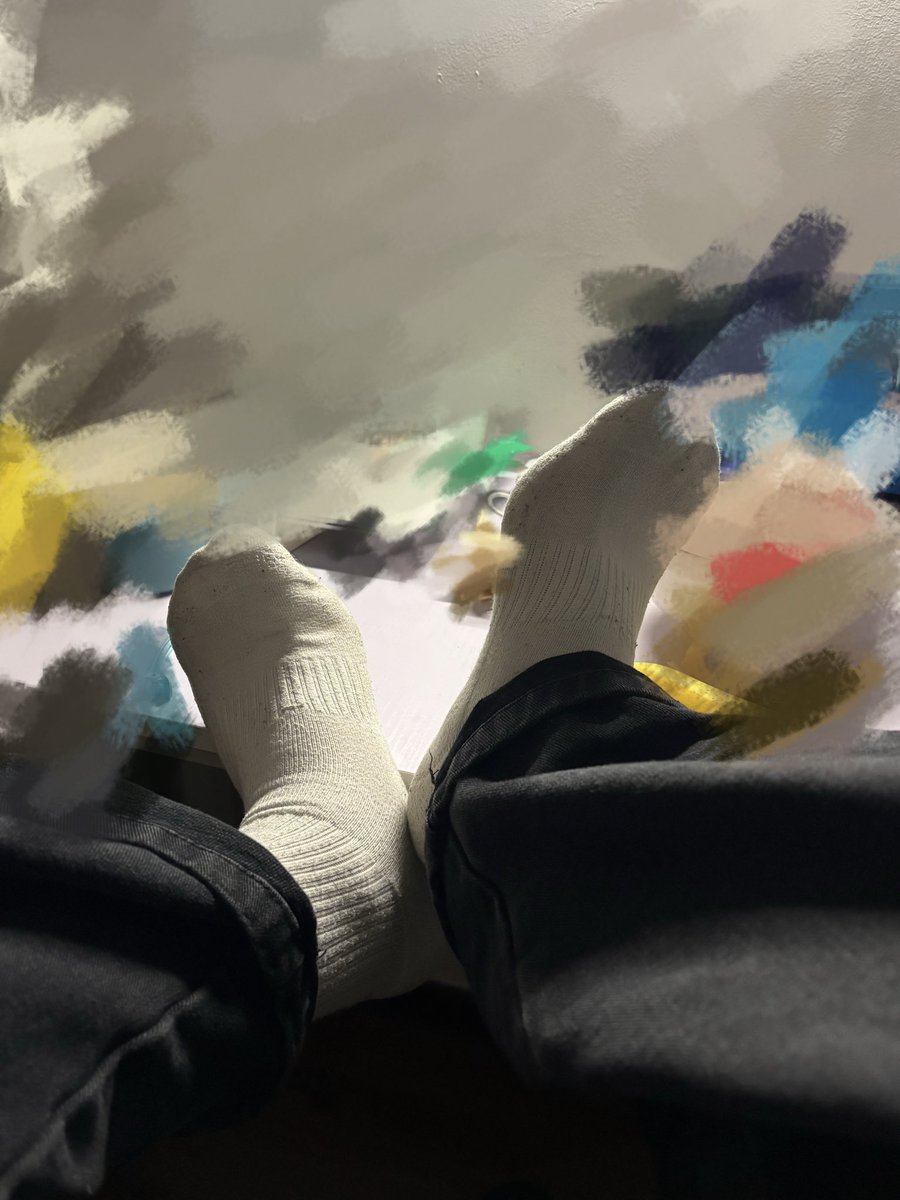 给我拿点纸 tweet media