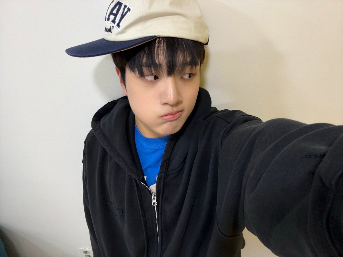 TRENDZ (트렌드지) tweet media