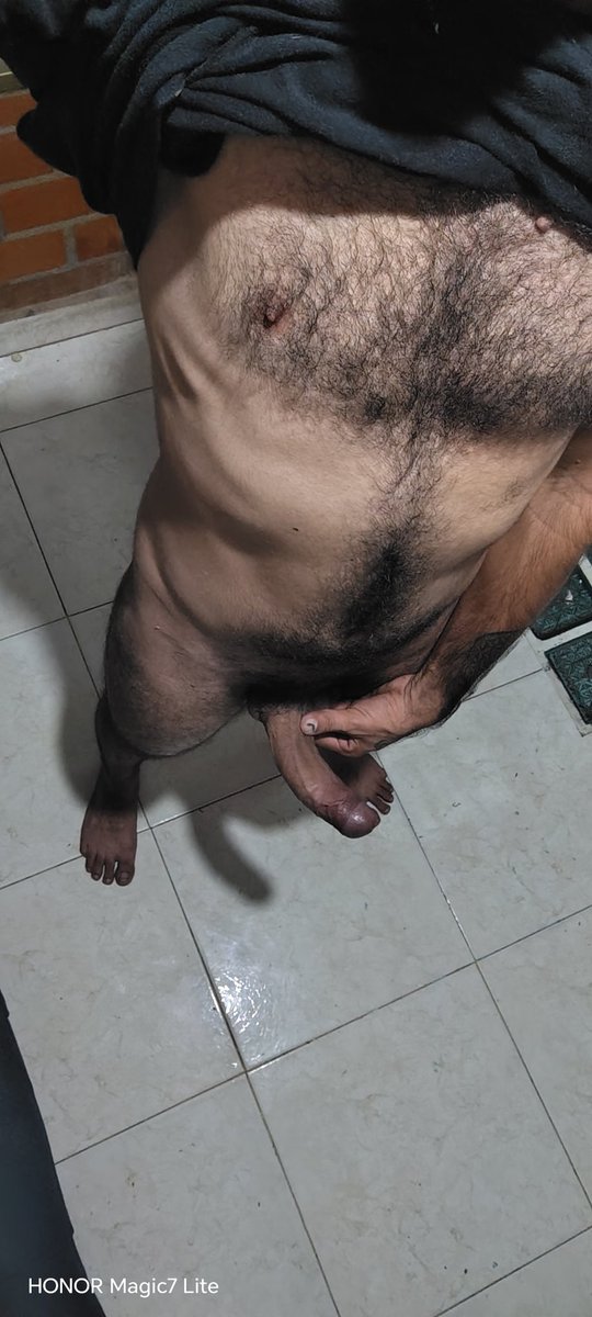 Sebas99020293's tweet photo. Se va arrodillar un ratico 😈😈🍆🍆 https://t.co/g6bJ4xelfh