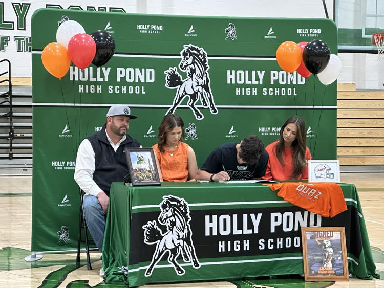HollyPondHigh's tweet photo. Congratulations to Boston Gibbs for signing to continue his academic and athletic career at Ottawa University! IT'S A GREAT DAY TO BE A BRONCO!! https://t.co/w6vFrDEAmO
