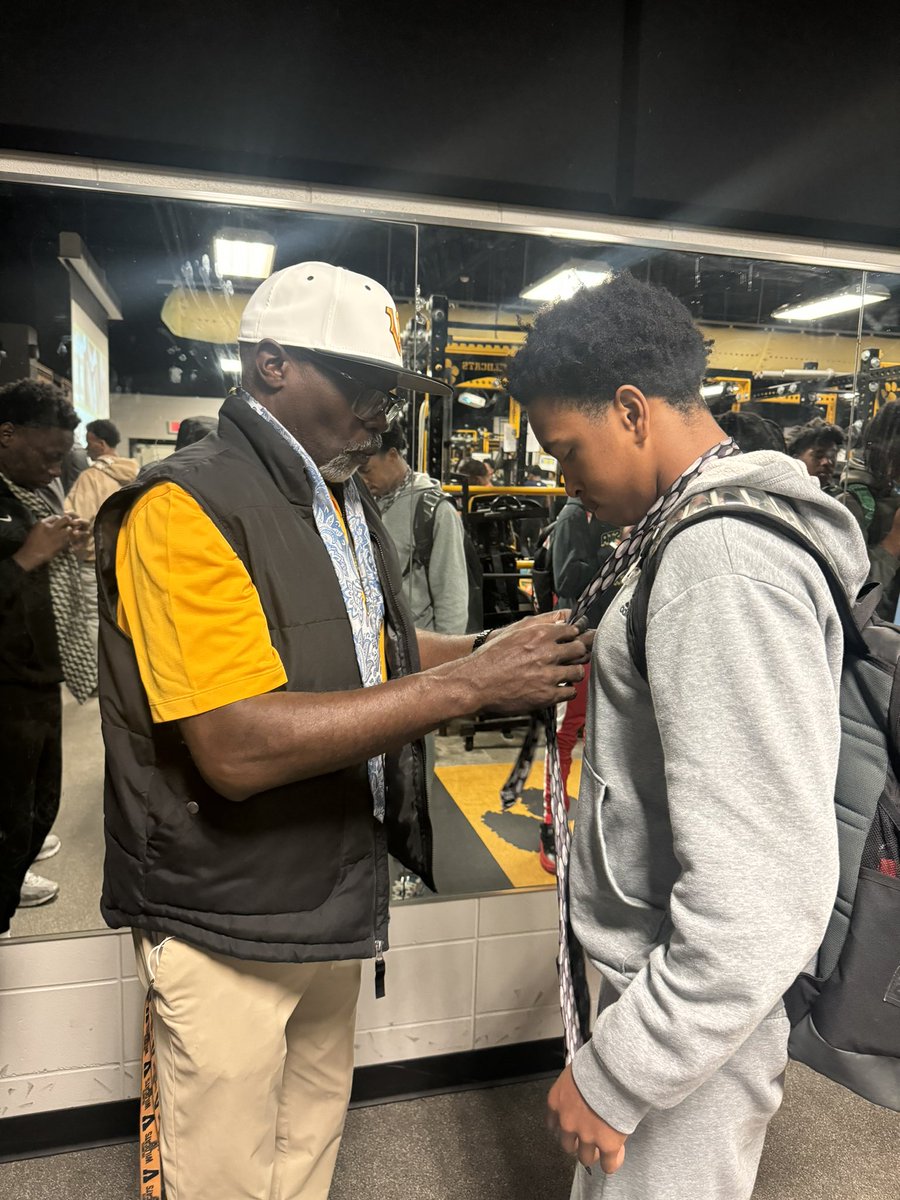 Valdosta Football tweet media