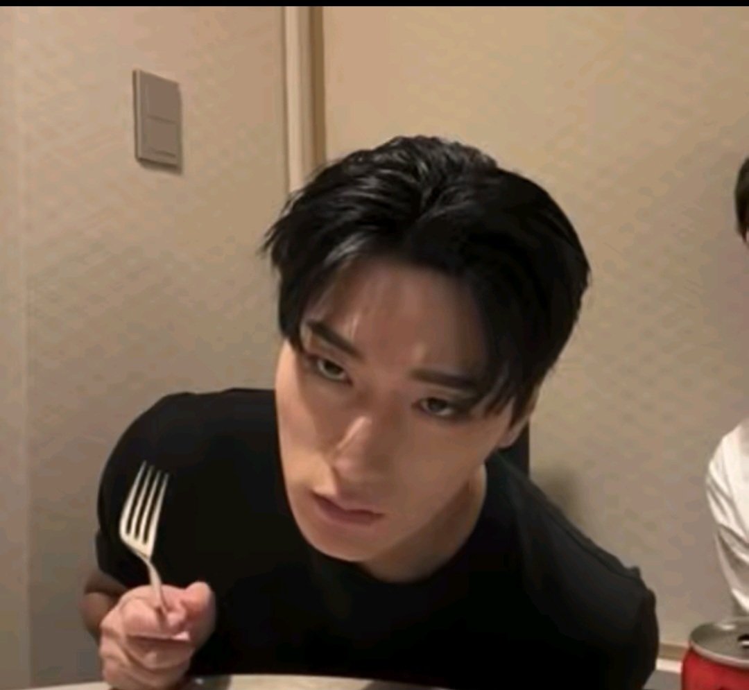 Amélie 🐻 tweet media