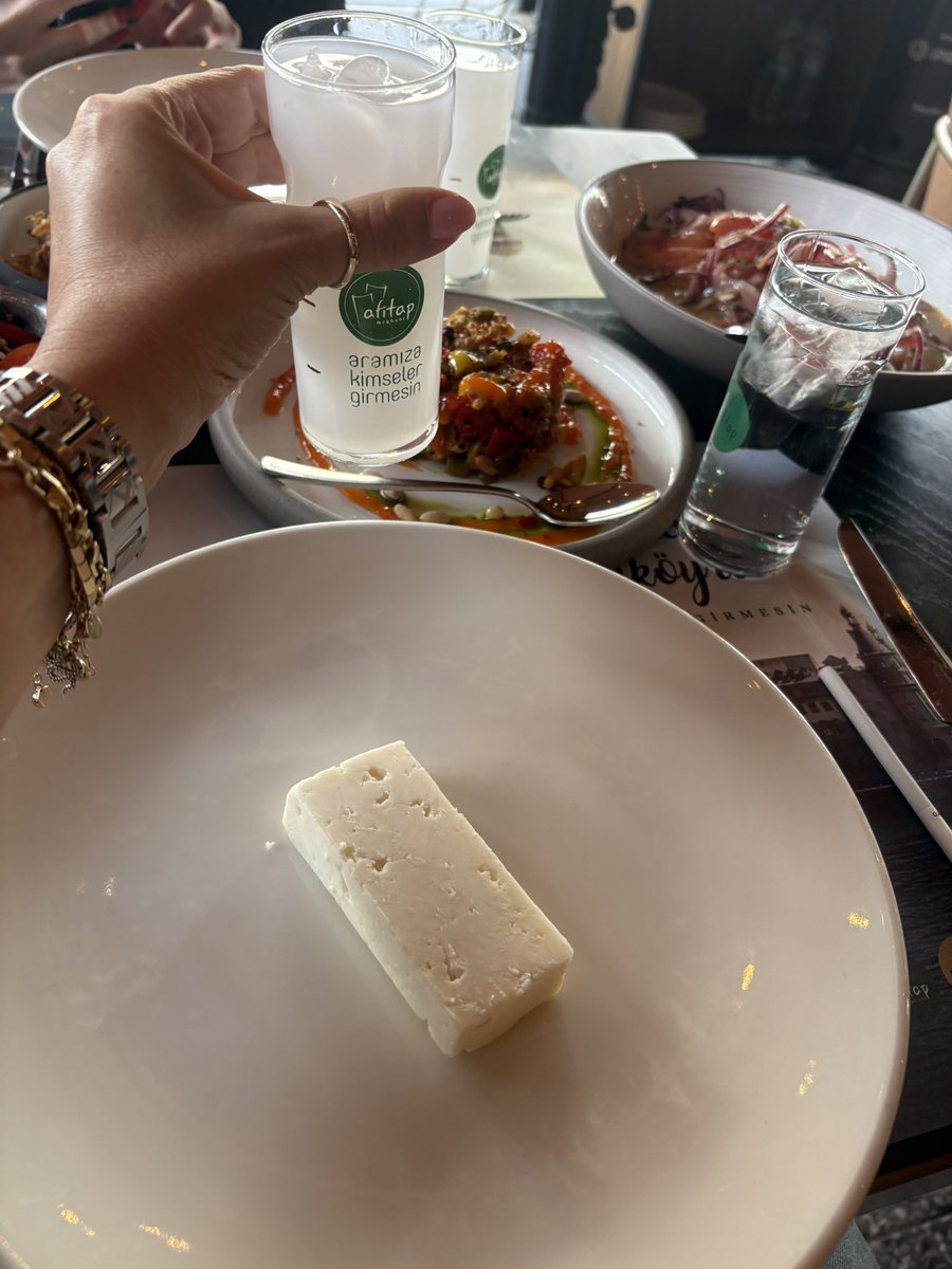 Ãlexia🕊️ tweet media