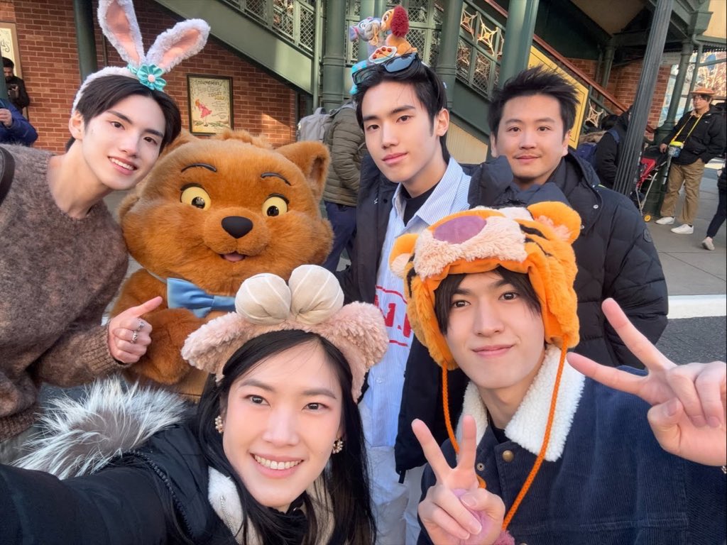 ⌗⁺₊ ໑ 🎀: บอตอ ★ ˎˊ˗ tweet media