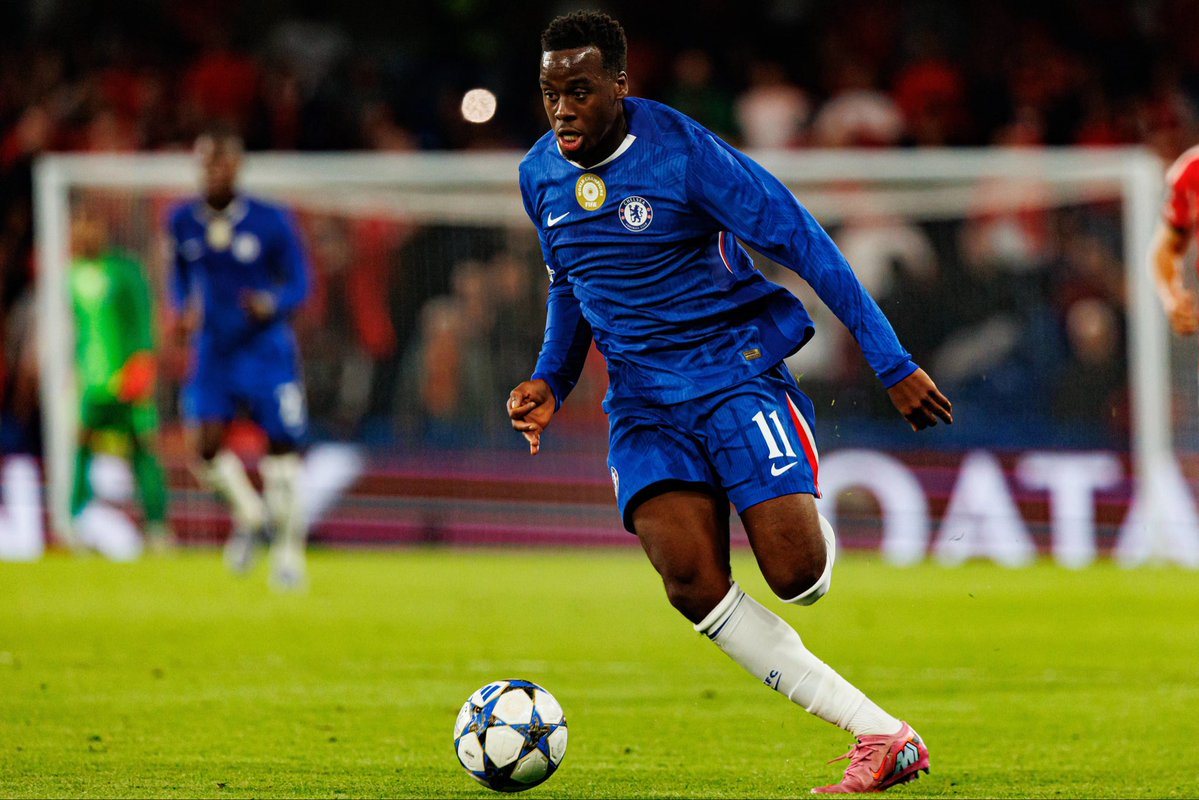 Hundo #RoseniorOUT tweet media