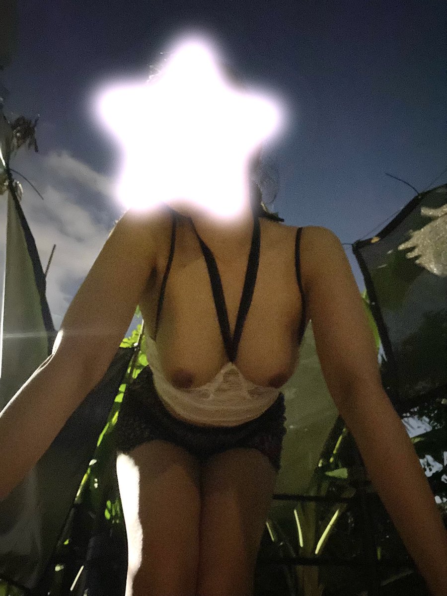 Juicy m&m tweet media