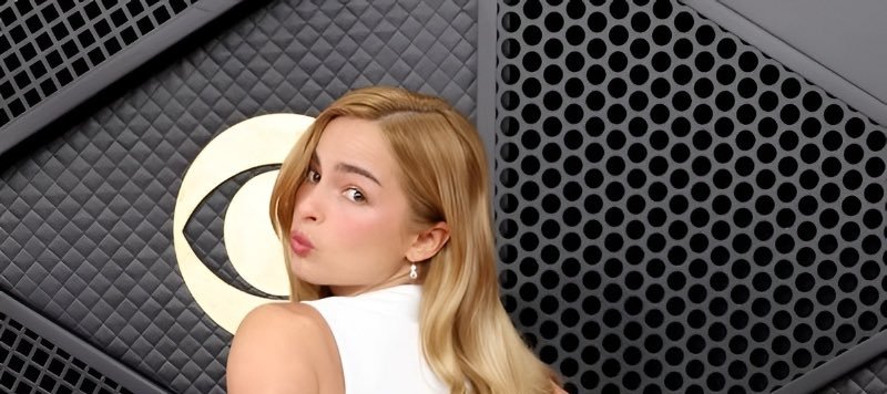 Aa̾ZFliX tweet media