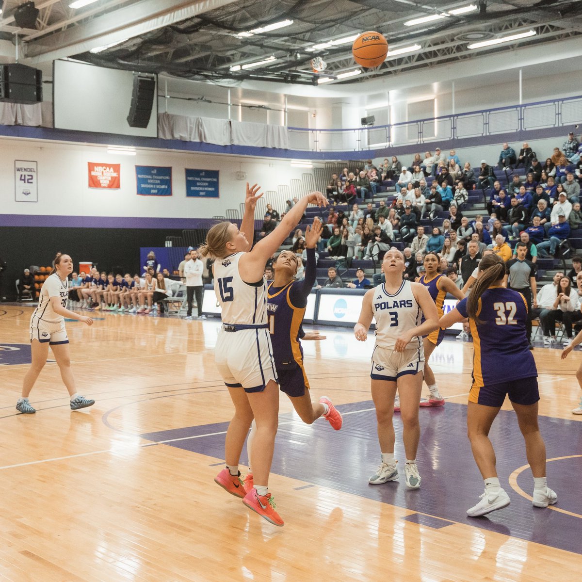 Crown College Women's Basketball tweet media