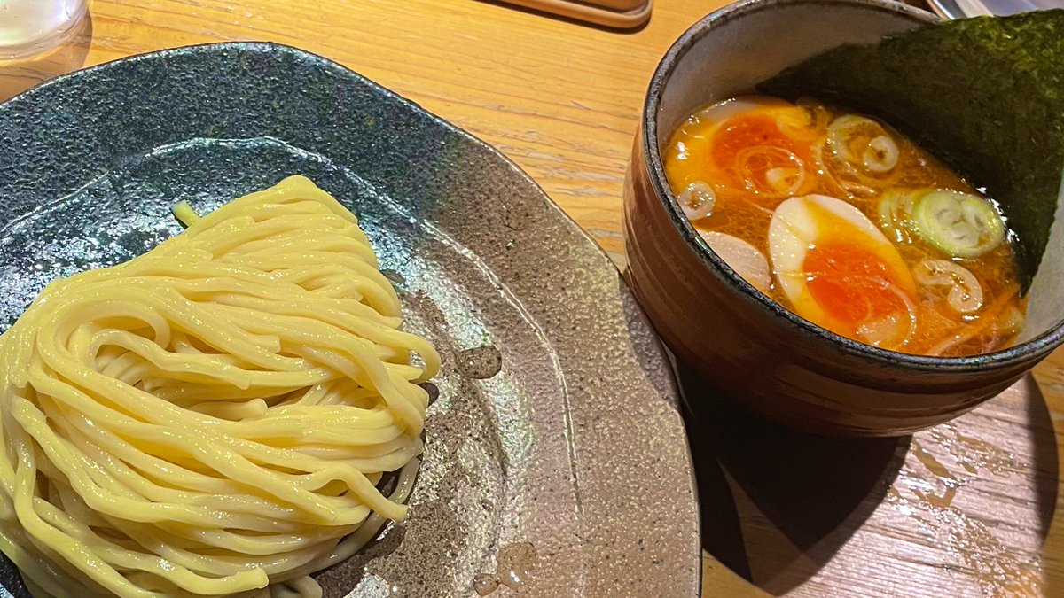 なおーみ tweet media