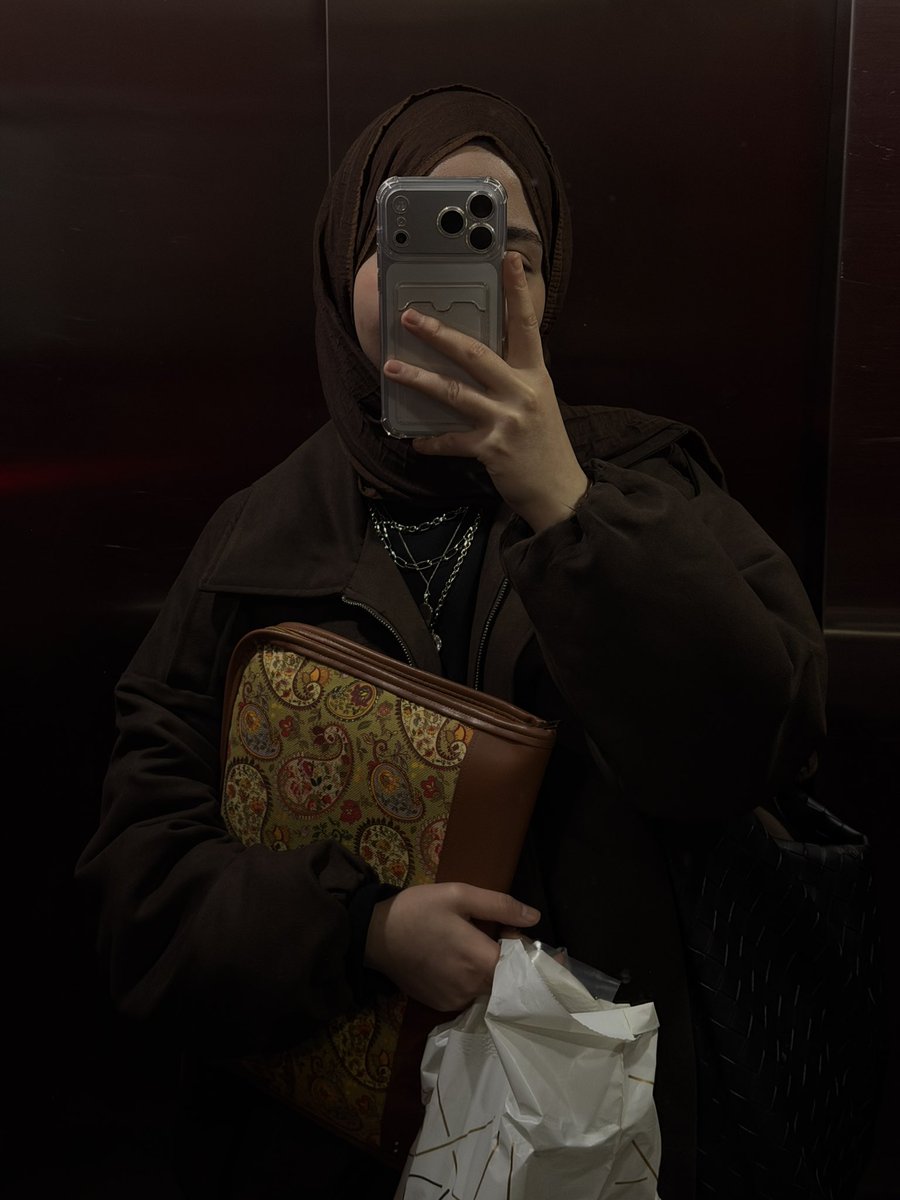 Sena nur tweet media