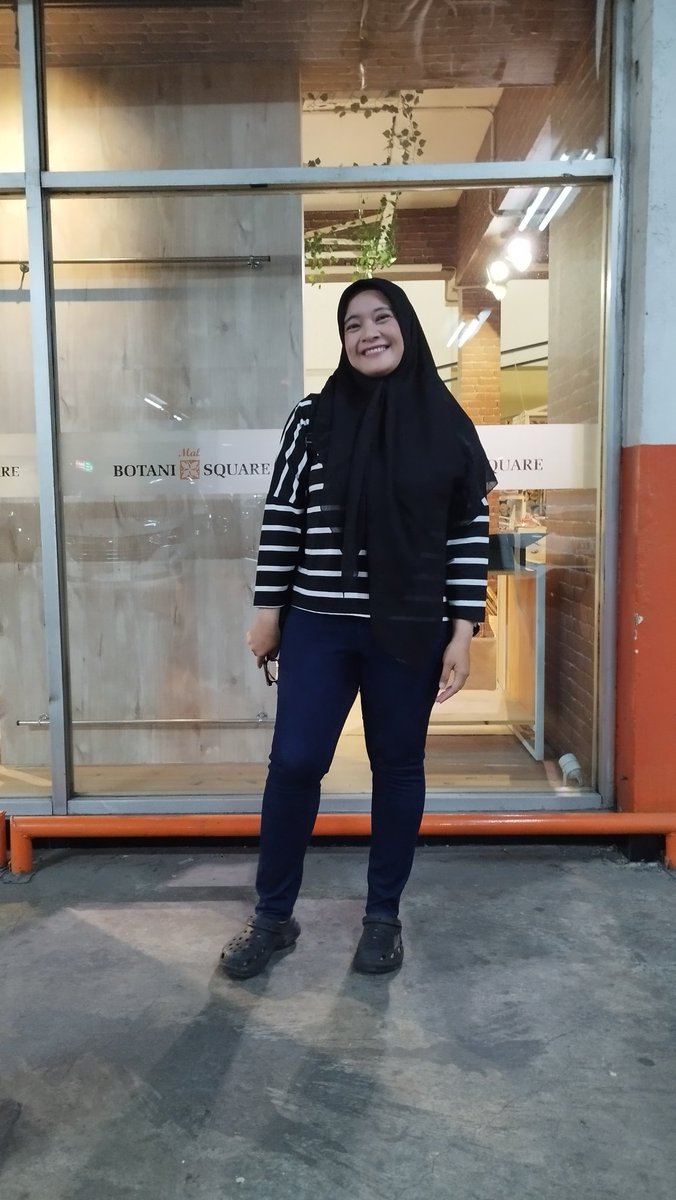 renitanovianti tweet media