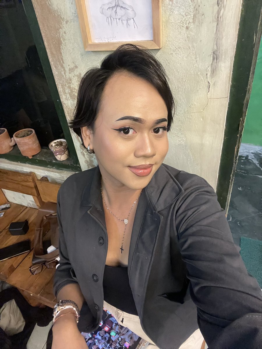 acellns_ tweet media