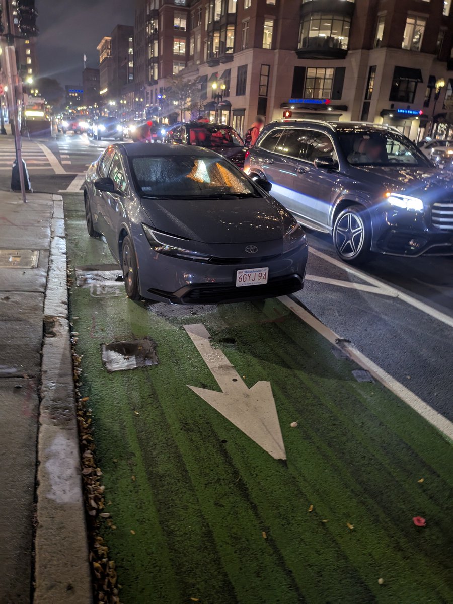 BostonBikeBlockers.bsky.social tweet media