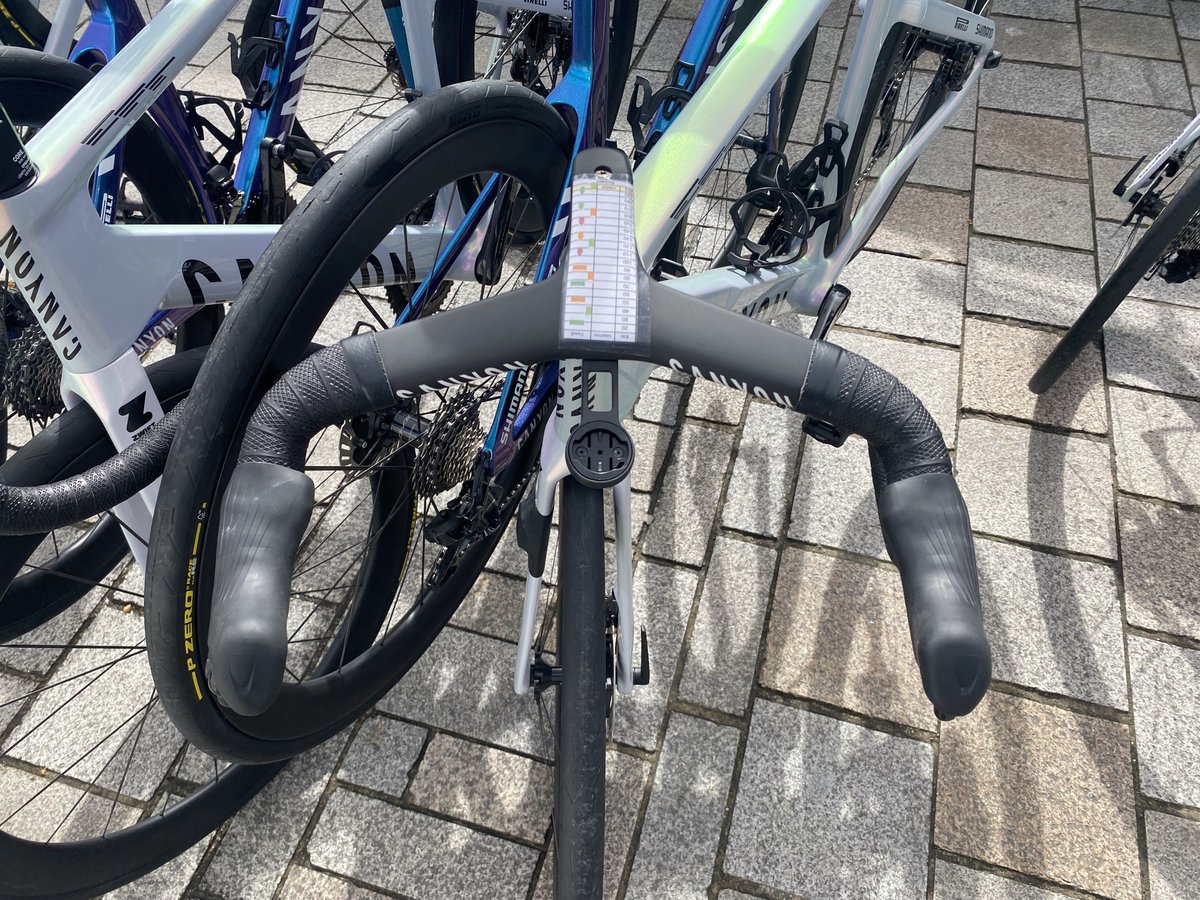 dnlbenson's tweet photo. Breaking news: A new Canyon spotted in the WorldTour peloton ⚙️

Several Alpecin-Premier Tech riders race Ronde van Brugge on what looks to be a new version of the Canyon Endurance CFR

https://t.co/eOUsiVAkMD https://t.co/zVAaxrYQxe