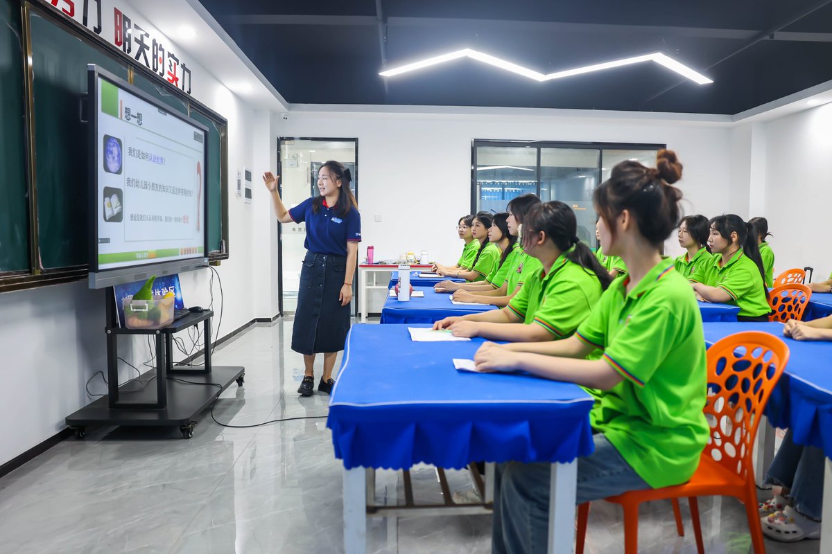 benjamin hially tweet media