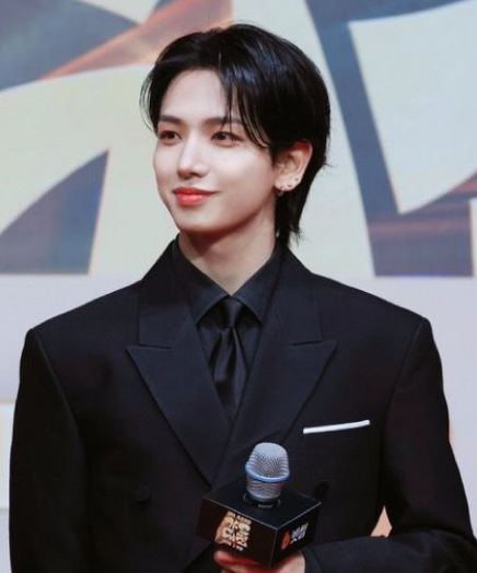 About Music tweet media