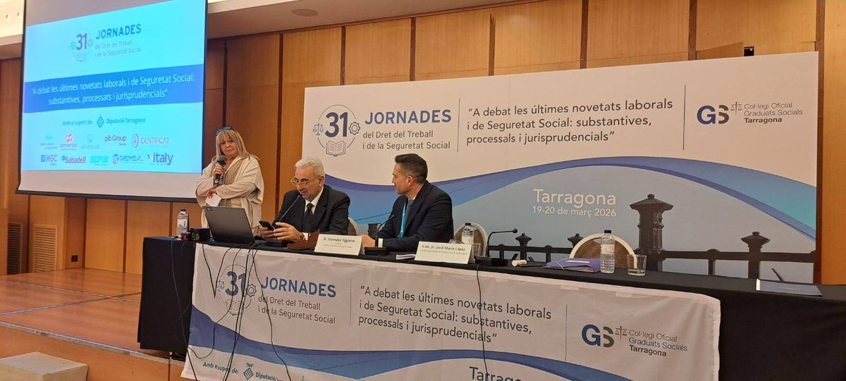 GraduatsS's tweet photo. Durante las 31 Jornadas de Derecho del Trabajo y de la Seguridad Social, que celebramos los días 19 y 20 de marzo en Tarragona, tuvimos la visita de la delegación de Consultores Laborales de Cerdeña.
#GraduatsSocialsTarragona #DerechoDelTrabajo  #cposassari #dipta https://t.co/L9r67DRA4r