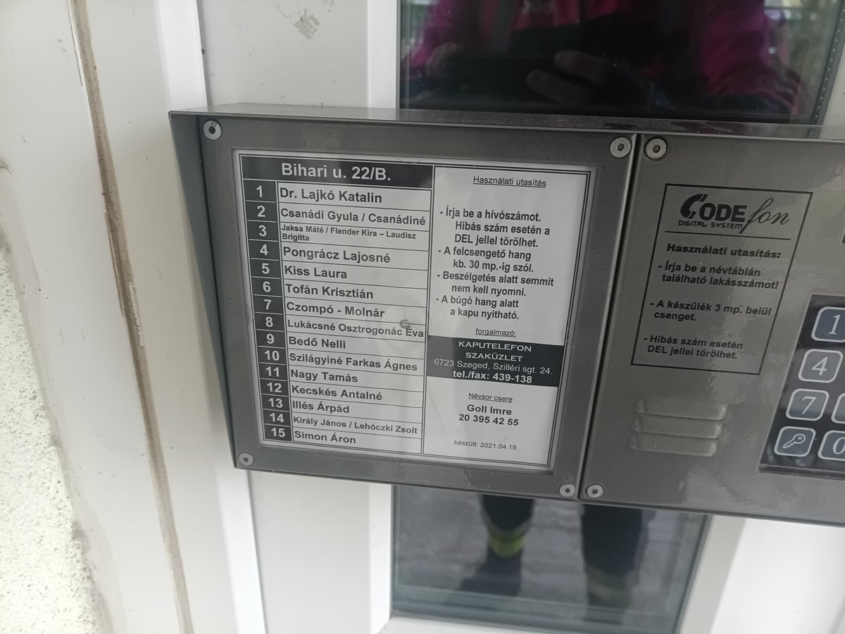 Q (a szegedi incel bácsi) tweet media