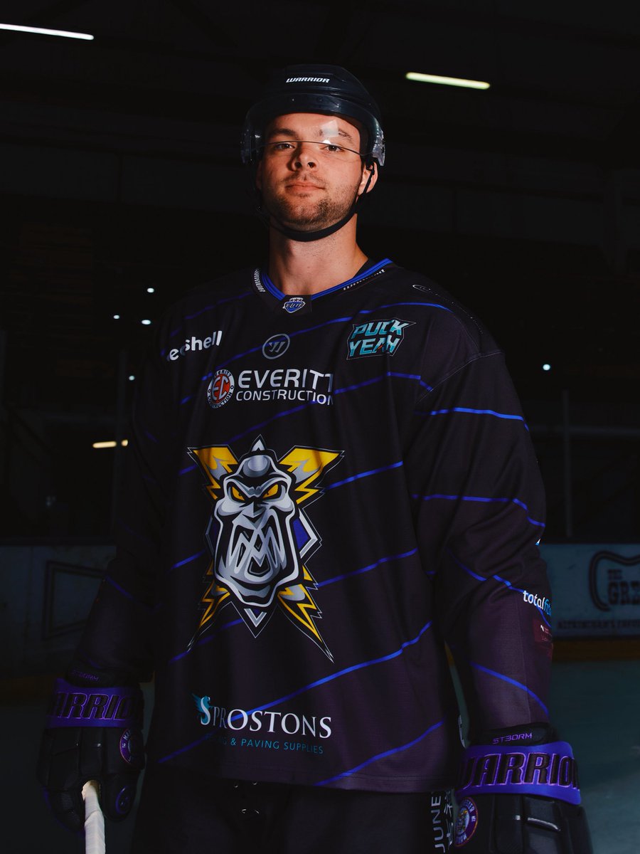 Manchester Storm | #TakeShelter tweet media