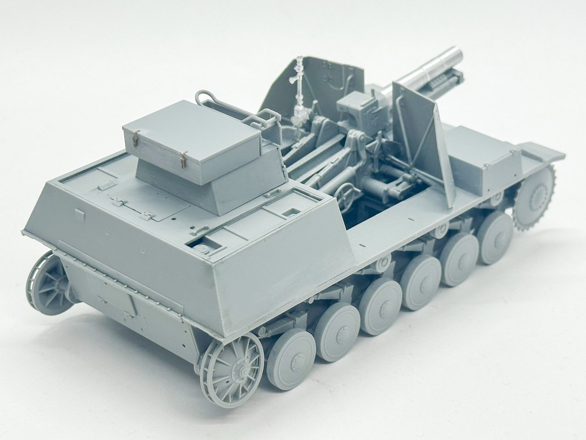 FriedenModels tweet media