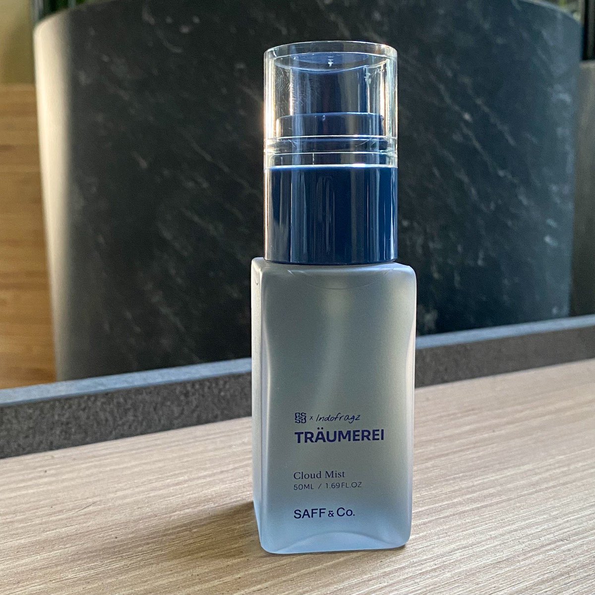 april ☁️ tweet media