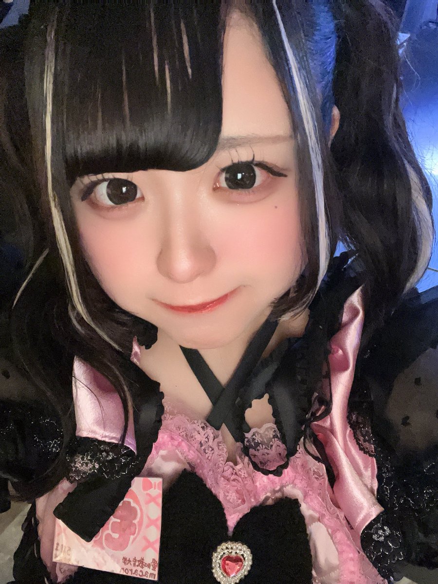 もか🎀 4/4（土）1周年！🌟 tweet media