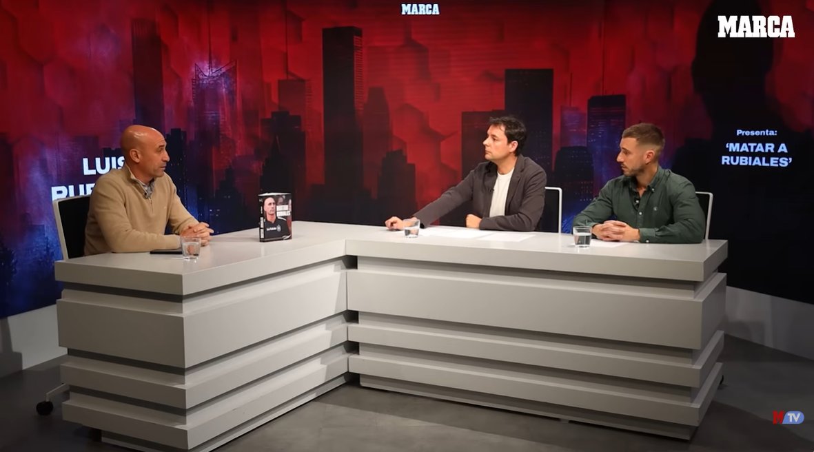 Última Línea tweet media