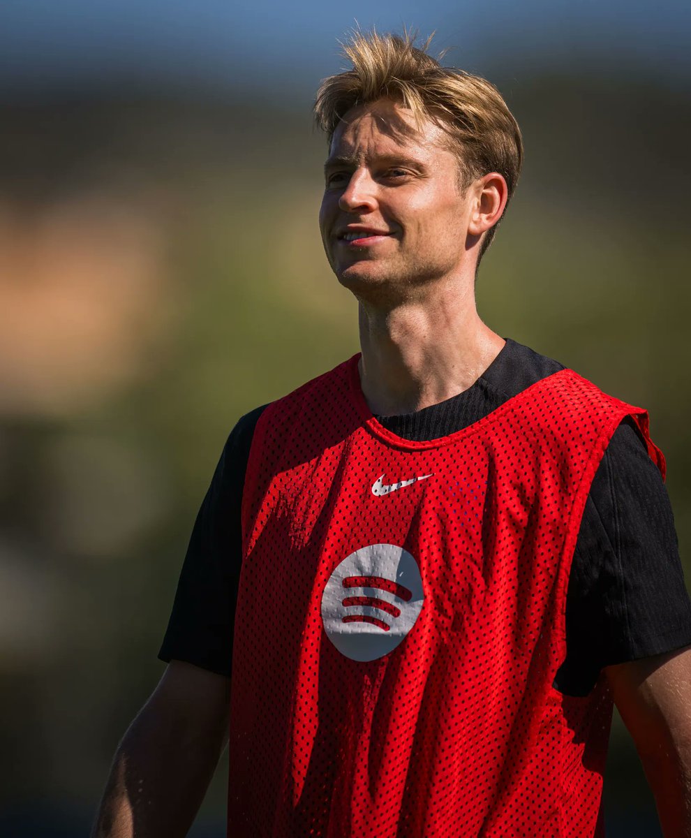 Frenkie World tweet media