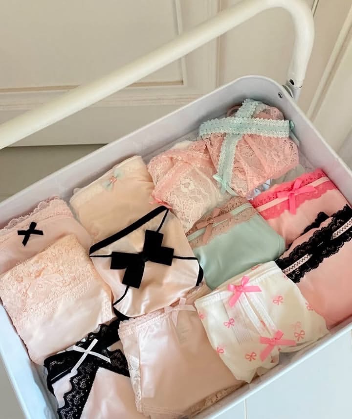 ひとみ tweet media