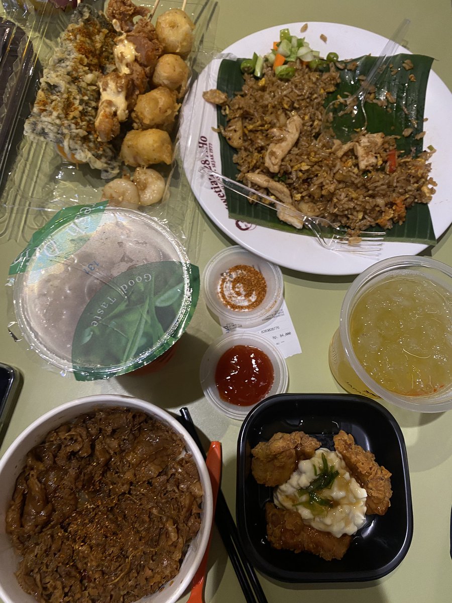 Konstantine. tweet media